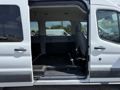 Used 2016 Ford Transit 350 XLT RWD image 24