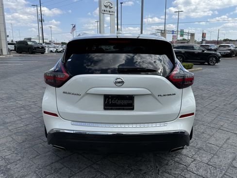 Used 2019 Nissan Murano Platinum image 6