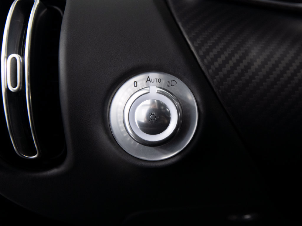 Used 2019 Bugatti Chiron AWD/4WD image 41