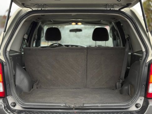 Used 2004 MAZDA Tribute LX w/ Luxury Pkg image 26