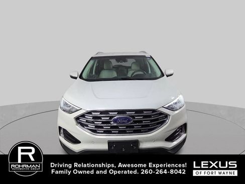 Used 2020 Ford Edge Titanium AWD/4WD image 3