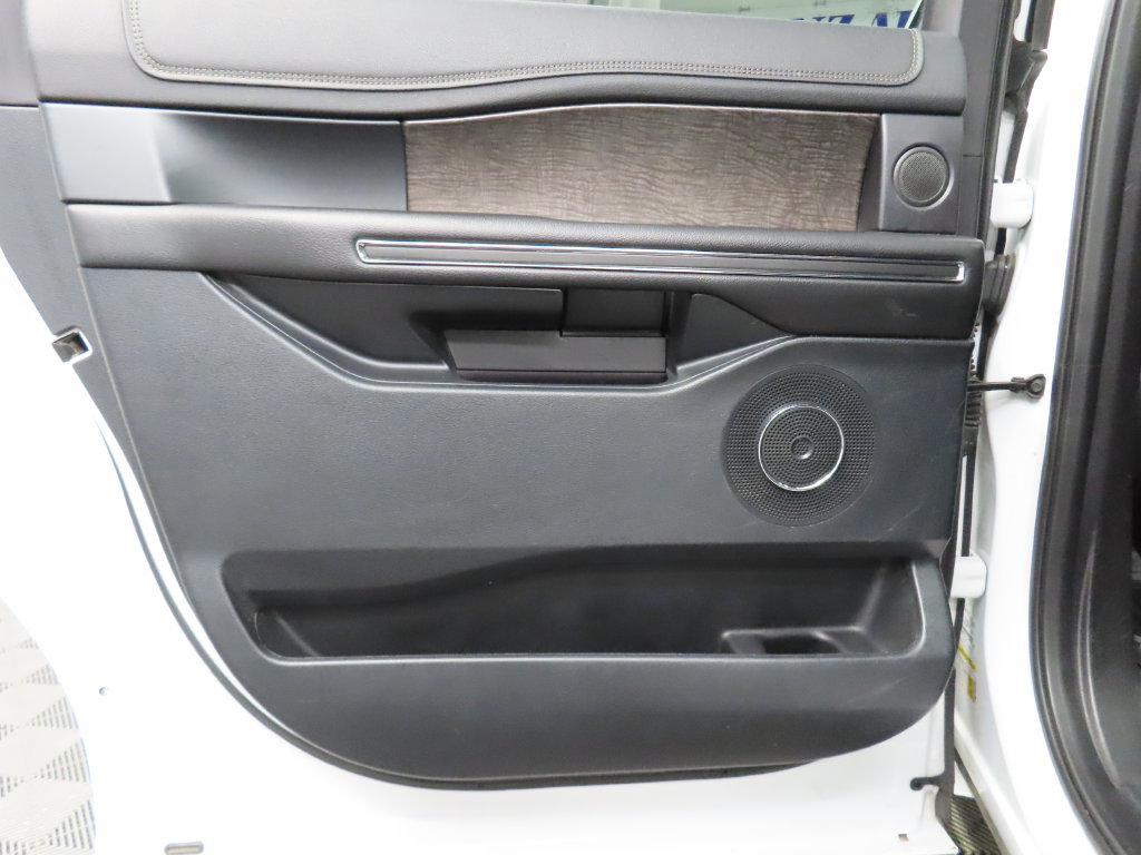 Used 2019 Ford Expedition Max Limited AWD/4WD image 50