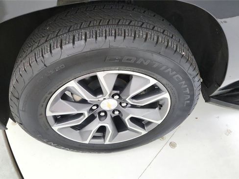 Used 2024 Chevrolet Tahoe LS AWD/4WD image 35