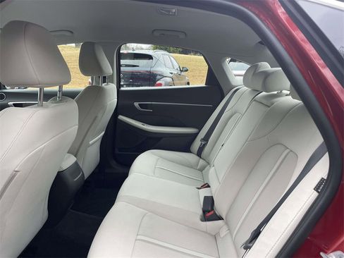 Certified 2024 Hyundai Sonata SEL image 10