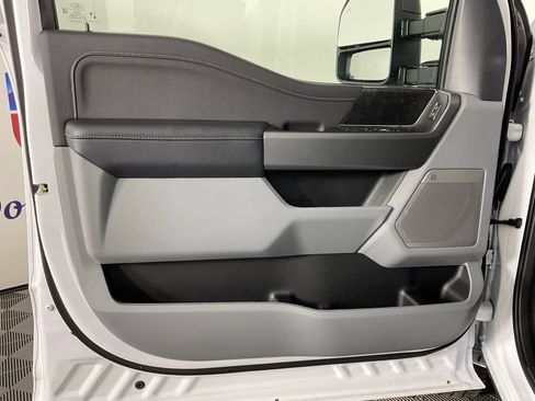 New 2026 Ford F350 XLT w/ XLT Premium Package AWD/4WD image 13