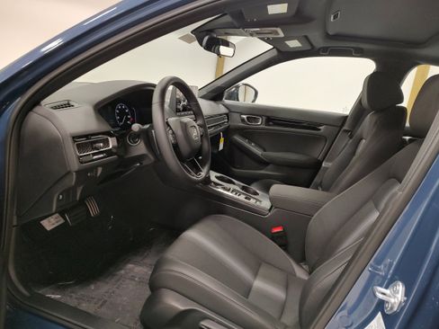 New 2026 Honda Civic Sport image 9