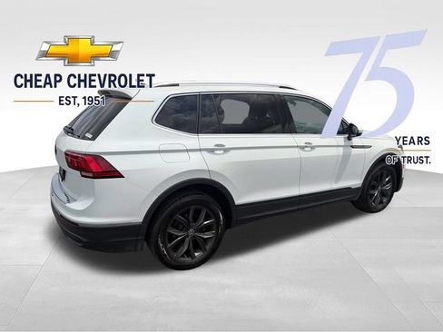 Used 2023 Volkswagen Tiguan SE AWD/4WD image 5