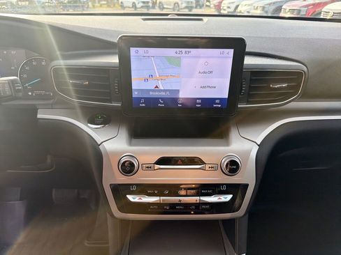 Used 2020 Ford Explorer XLT w/ Equipment Group 202A image 36