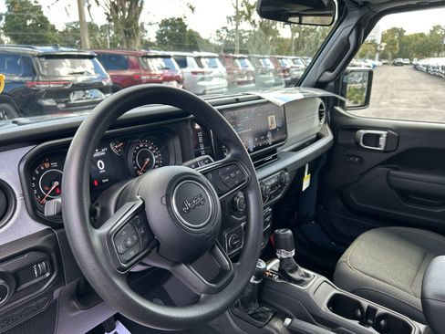 New 2025 Jeep Gladiator Sport image 14