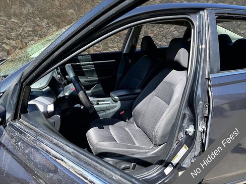 Used 2022 Nissan Altima 2.5 SV FWD image 23