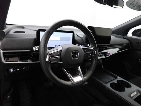 Used 2024 Honda Prologue EX image 15