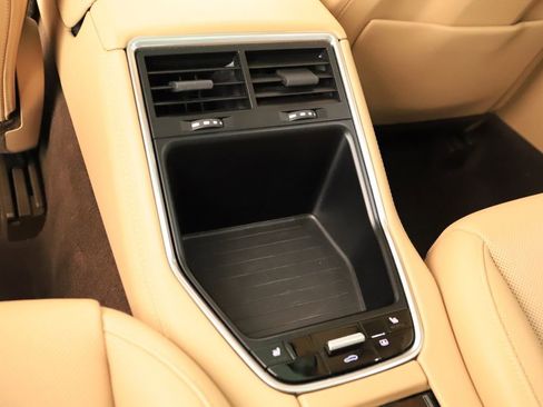 Used 2018 Porsche Panamera 4S AWD/4WD image 21