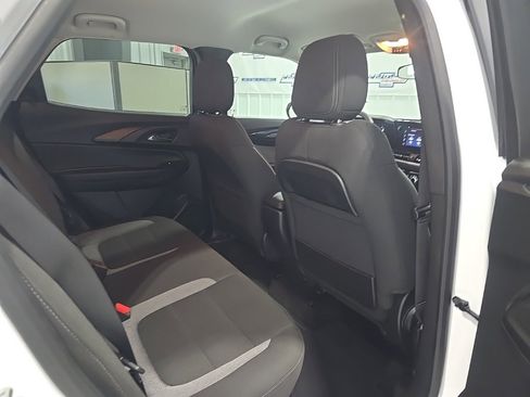 Used 2025 Chevrolet TrailBlazer LT image 24