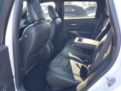 Used 2020 Jeep Cherokee High Altitude image 21