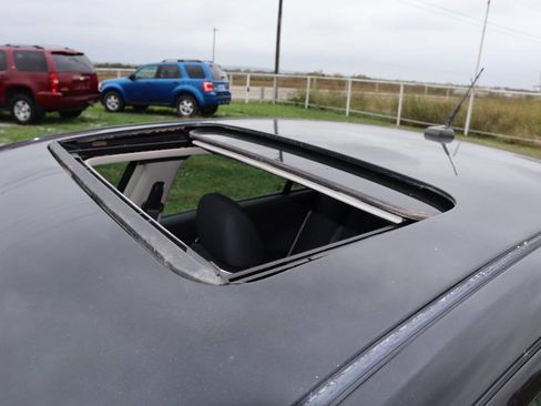 Used 2010 Ford Fusion SE image 18