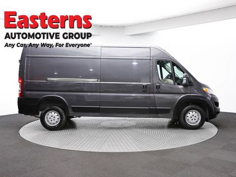 Used 2023 RAM ProMaster 2500 FWD image 3