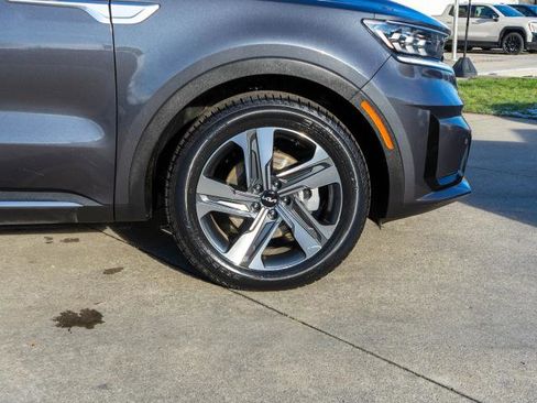 Certified 2024 Kia Sorento SX Prestige image 39