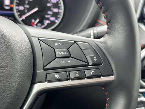 Certified 2025 Nissan Sentra SR w/ SR Premium Package image 26