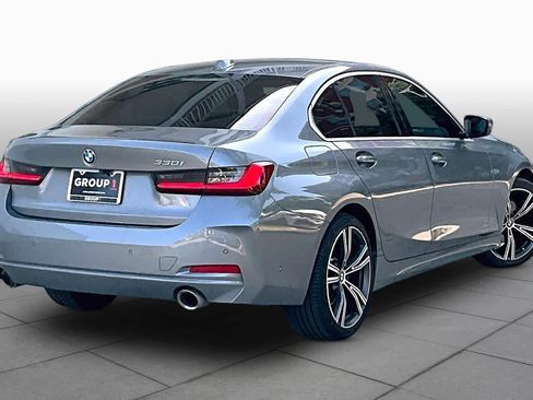 Used 2024 BMW 330i Sedan w/ Premium Package RWD image 12