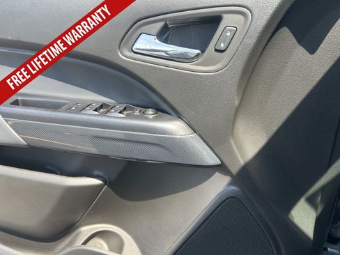 Used 2021 Chevrolet Colorado Z71 AWD/4WD image 19