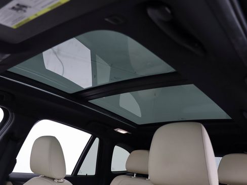 Used 2017 BMW X1 xDrive28i image 28