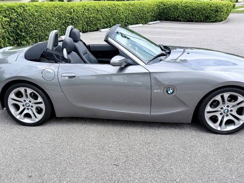 Used 2003 BMW Z4 3.0i RWD image 7