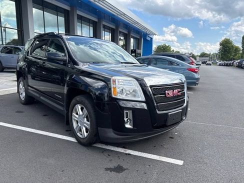 Used 2015 GMC Terrain SLE w/ Convenience Package AWD/4WD image 4