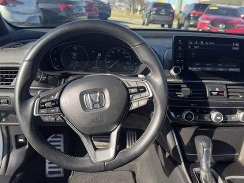 Used 2022 Honda Accord Sport image 14