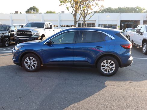 Used 2023 Ford Escape Active w/ Tech Pack #2 FWD image 7
