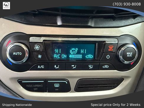 Used 2012 Ford Focus SEL FWD image 22