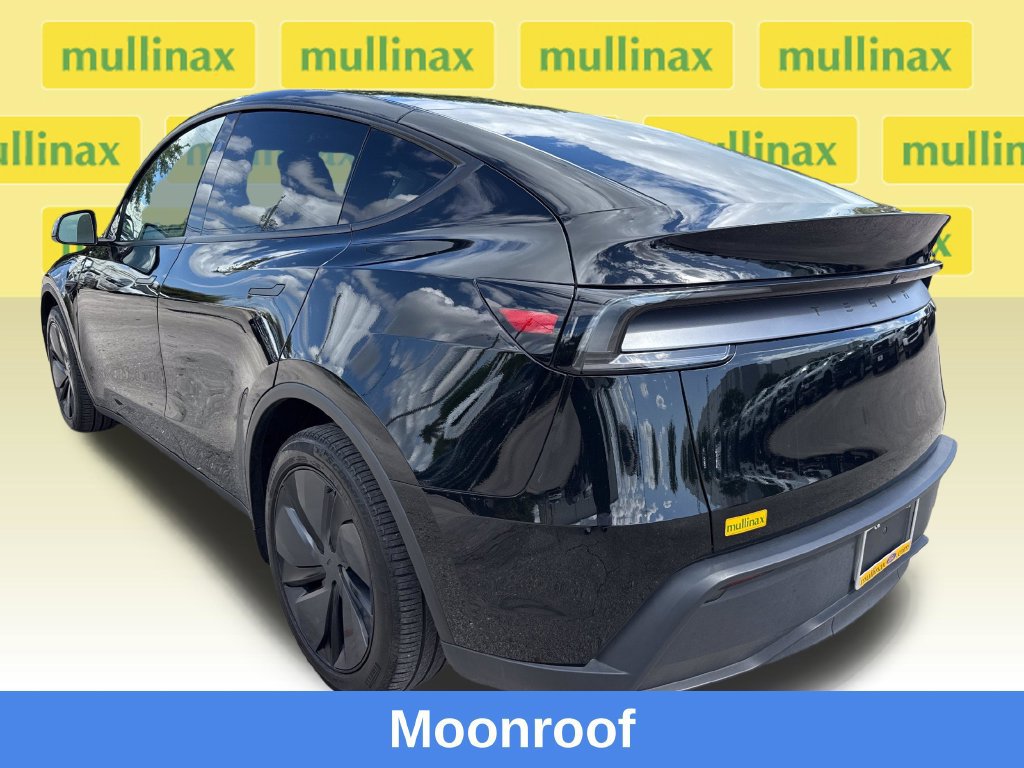 Used 2026 Tesla Model Y 2WD image 8