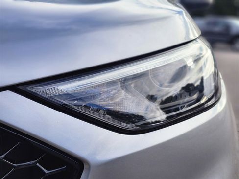 Certified 2020 Ford Edge ST w/ Cold Weather Package image 10