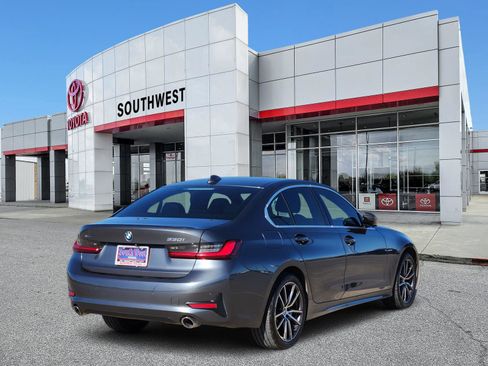 Used 2022 BMW 330i xDrive Sedan image 5