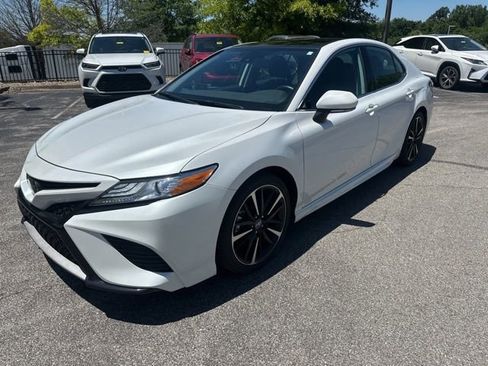 Used 2020 Toyota Camry XSE FWD image 7