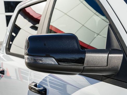 New 2026 RAM 1500 4x4 Crew Cab image 18