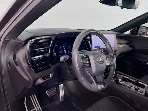 Used 2024 Lexus RX 500h F Sport w/ Convenience Package image 11