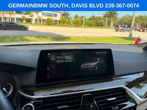 Used 2019 BMW 530i w/ Convenience Package RWD image 14