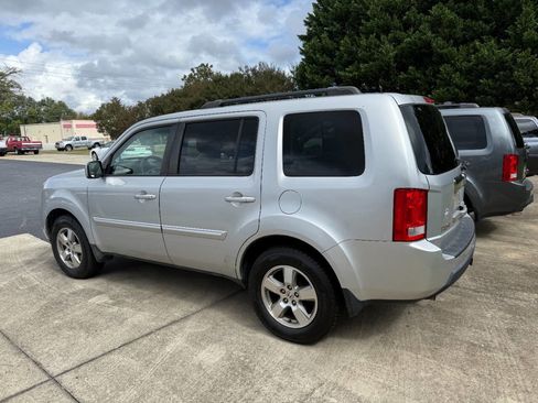 Used 2011 Honda Pilot EX image 2