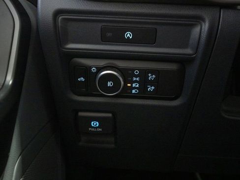 New 2025 Ford F150 XL w/ Equipment Group 103A High image 30