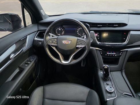 Used 2024 Cadillac XT6 Sport w/ Technology Package AWD/4WD image 35