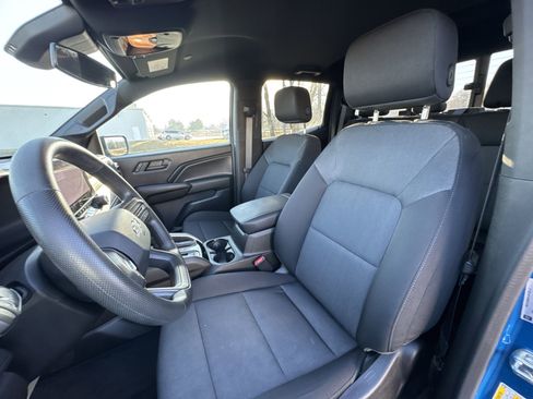 Used 2024 Chevrolet Colorado Trail Boss w/ Advanced Trailering Package image 11