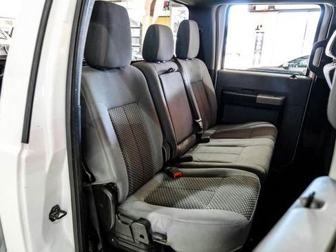 Used 2015 Ford F250 XLT w/ XLT Interior Package image 30