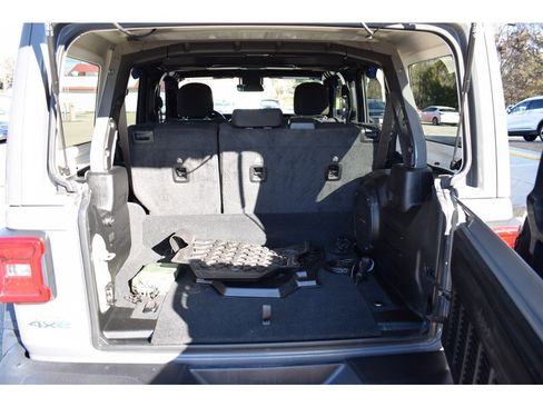 Used 2022 Jeep Wrangler Unlimited Rubicon 4xe w/ Steel Bumper Group image 5