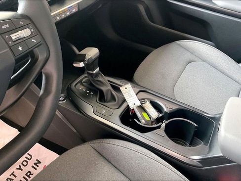 Used 2025 Kia K4 FWD image 11