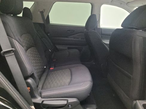 Used 2023 Nissan Pathfinder SV FWD image 19