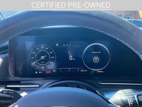 Certified 2024 Kia Carnival SX Prestige image 18