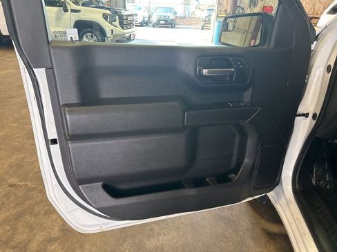 Used 2024 GMC Sierra 1500 Pro w/ Pro Value Package image 16