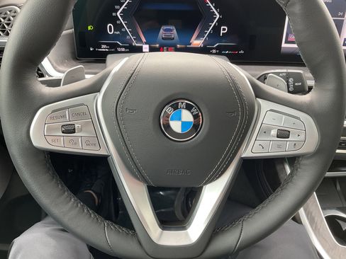 Used 2026 BMW X7 xDrive40i image 32