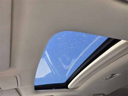 Used 2016 Honda CR-V Touring image 5