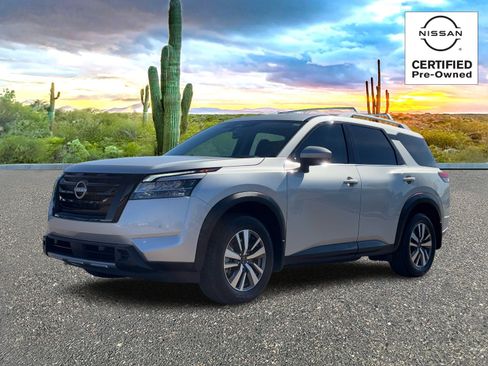 Certified 2024 Nissan Pathfinder SL w/ Black Appearance Package image 2